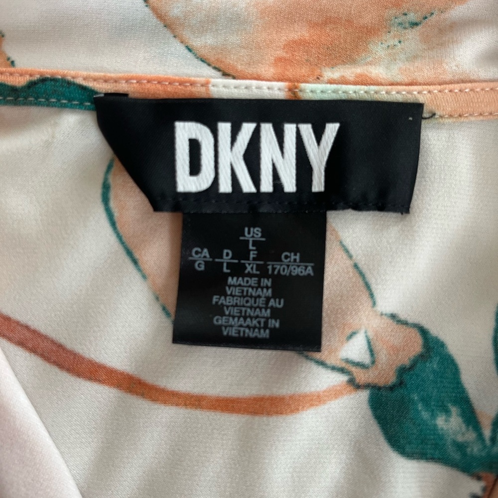 DKNY Women's Floral Wrap Blouse - Peach and Green Size Large - Picture 11 of 13